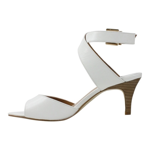 J. Renee Sancino Leather Sandals Sz 9 Memory Foam Buckle Ankle Strap Heels - Picture 2 of 10